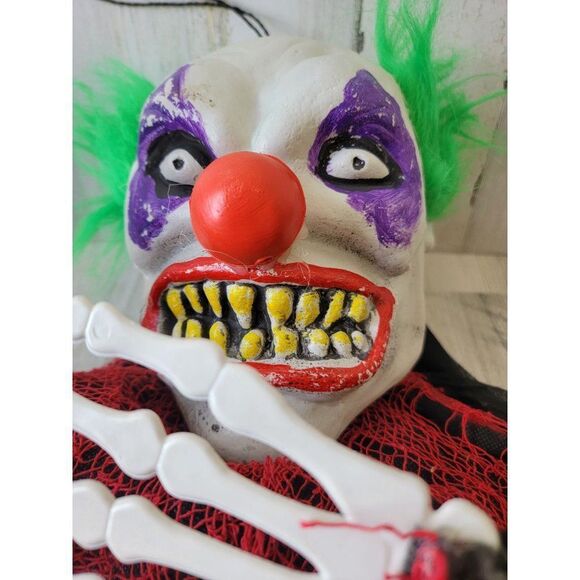 Halloween Joker clown hanging scary prop circus decor - Picture 5 of 11